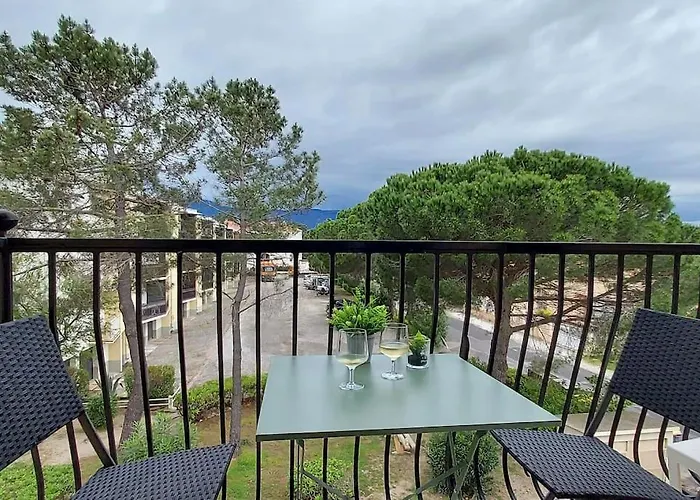 Rénové Avec Balcon à 100 M De La Argelès-sur-Mer